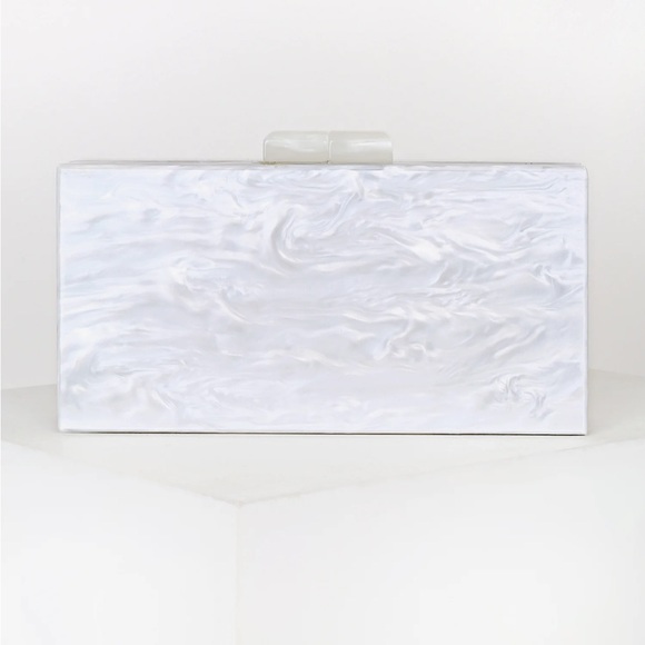 Lulu’s - Mrs Bridal White and Silver Glitter Acrylic Box Clutch - Picture 5 of 5